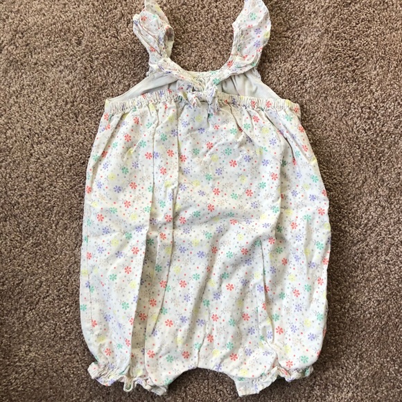 Gap Ruffle Romper - Picture 4 of 5